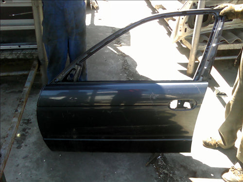 usa stanga fata goala BMW E39