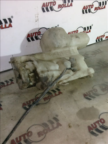 vas stropitor parbriz Mercedes Vito an 2001