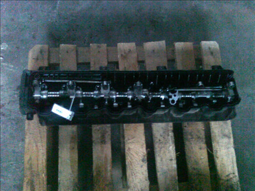 axa si culbutori 6 cilindrii Mercedes Atego  1823 an 2006