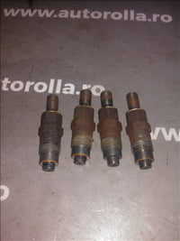injectoare set Mitsubishi L200, 2.5TD, an 2004