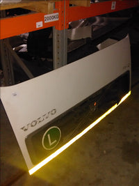 capota si masca fata Volvo FH12 an 2003