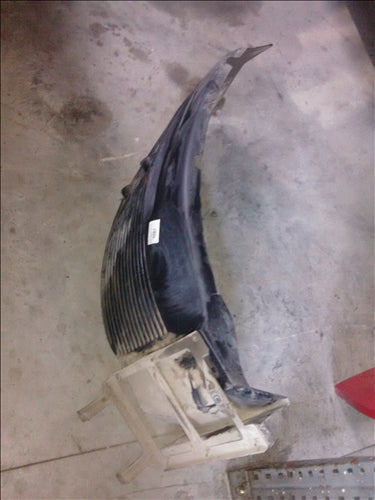 Aparatoare noroi dreapta fata Volvo FH12 an 2003