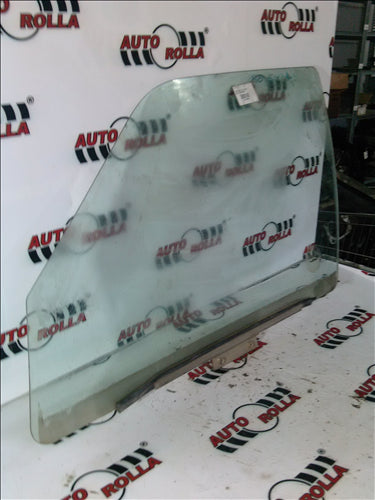 geam usa stanga fata Dacia Solenza