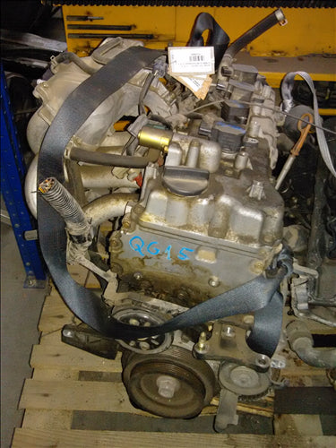 galerie admisie Nissan Almera 1.5S an 2006 hatchback