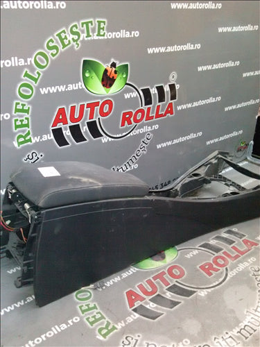 consola intre scaune BMW E90 an 2009 facelift