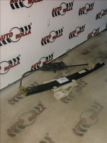 macara usa stanga spate Audi A4, an 2009