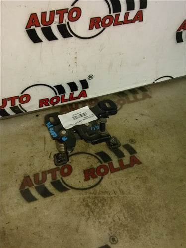 incuietoare capota fata Audi A4 an 2000