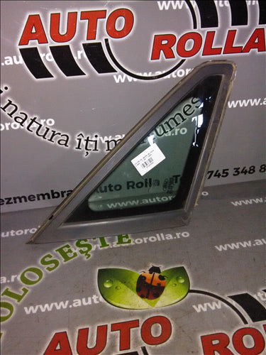 Geam coltar pe aripa dreapta fata Ford Cmax 1.6S an 2005