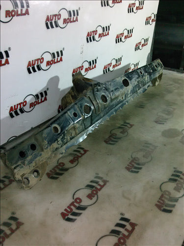 traversa inferioara intre lonjeroane Toyota Rav 4 2.2D an 2007