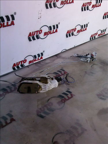 cremaliera usa dreapta fata Mitsubishi L200, an 2004