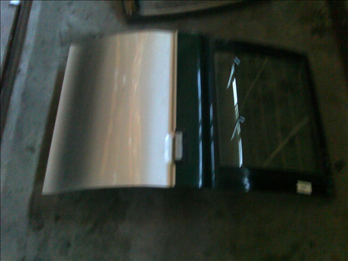 usa stanga spate completa Mitsubishi L200, an 2003