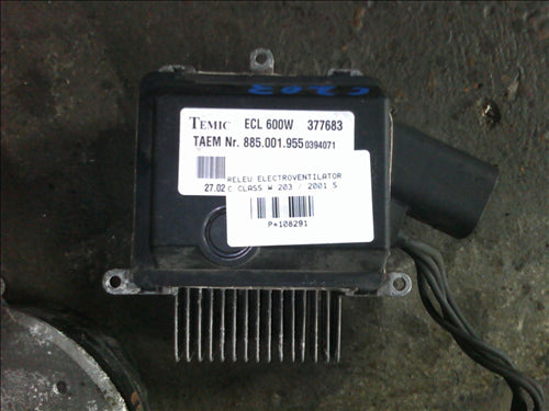 releu electroventilator Mercedes Cclass W203benzina an 2001