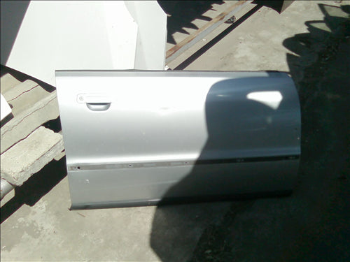 fata usa dreapta fata Audi A4 an 1998