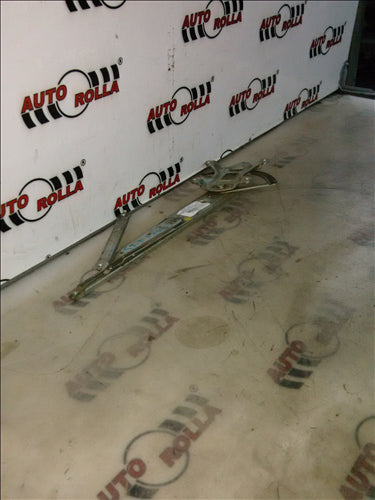 macara stanga fata fara motoras Toyota Rav 4, 2.2D, an 2007