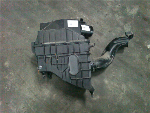 carcasa filtru aer Ford Transit 2.4D an 2008