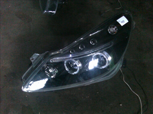 far stanga Opel Corsa D