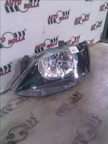 far stanga Seat Ibiza, an 2013