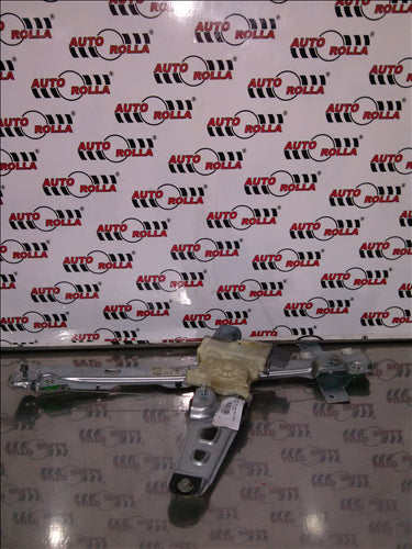 macara electrica usa stanga fata Peugeot 3008, an 2010