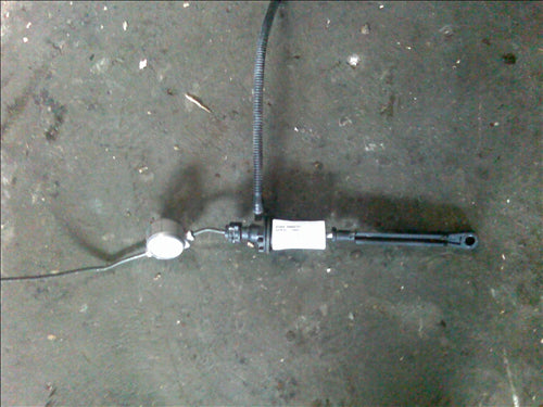 pompa ambreiaj Renault Trafic, an 2005