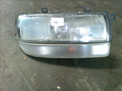 far dreapta ciobit si semnal dreapta Renault Master