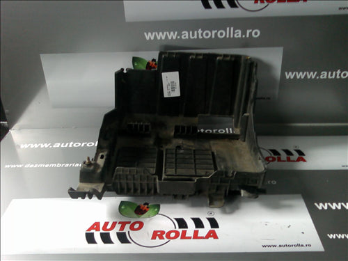 suport baterie Renault Megane 1.6S 16V an 2007