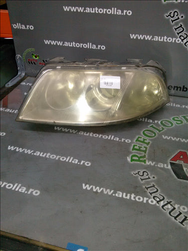 far stanga Volkswagen Passat B5