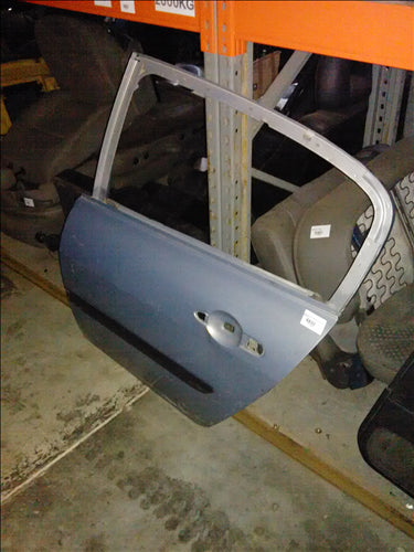 usa stanga spate si macara electrica Renault Megane