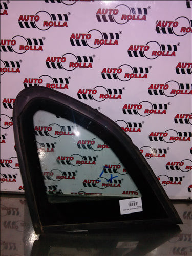 Geam coltar caroserie dreapta spate BMW X1 E84