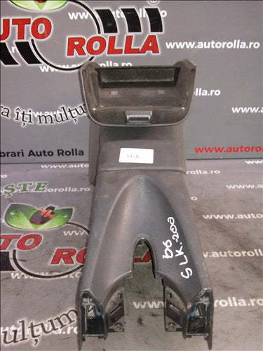 consola cotiera intre scaune Mercedes SLK, an 2006