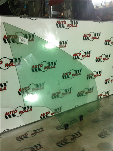 geam usa dreapta fata Peugeot 3008, an 2010