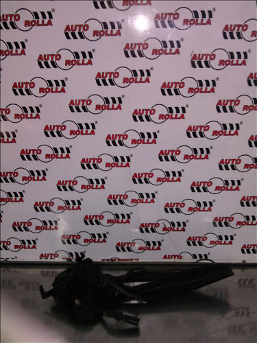 incuietoare capota Volkswagen Golf 4, 1.6S