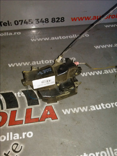 cremaliera usa stanga fata Mercedes Vito an 2006