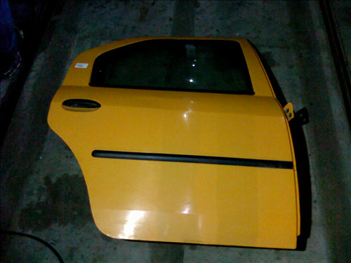 usa dreapta spate completa Dacia Logan an 2005