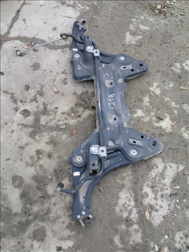 punte fata Peugeot 208 an 2015