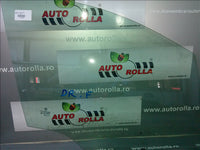 geam usa dreapta fata Peugeot 208 an 2015