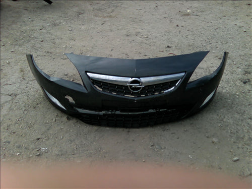 bara fata Opel Astra J