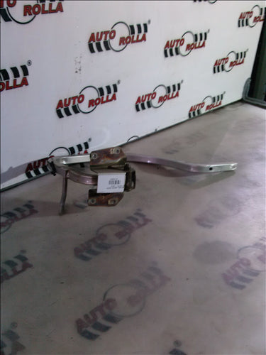 balama capota spate Volkswagen Jetta an 2015