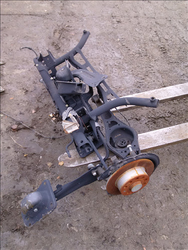 fuzeta stanga spate Volkswagen Jetta 1.6TDI, an 2015