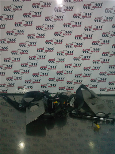 centuri siguranta fata Opel Insignia, an 2012