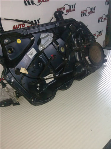 macara electrica usa stanga fata Volkswagen Passat B6
