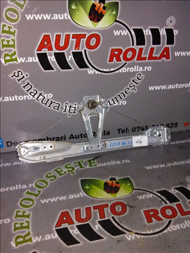 macara mecanica dreapta spate Renault Clio 2 an 2010