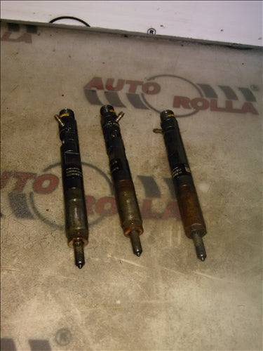 Injectoare 3 buc Dacia Logan 1.5DCI E3