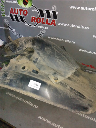 aparatoare noroi dreapta fata Renault Clio 3, an 2012