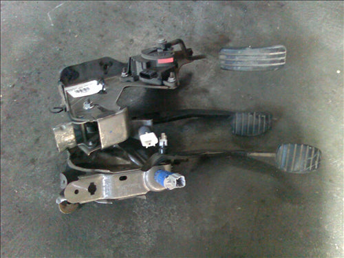 pedometru ansamblu pedalier Renault Clio 3 1.5DCI an 2012