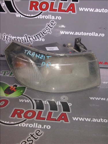 far dreapta Ford Transit an 2003