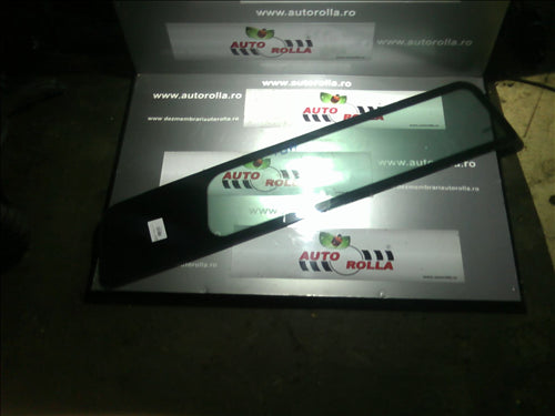 geam stanga deasupra usii MAN TGA