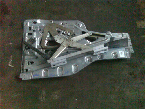 macara usa stanga fata MAN TGL an 2011