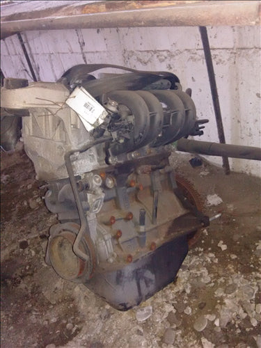 injectoare set si rampa Renault Clio 1 1.2S