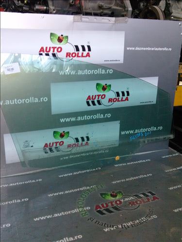 geam usa dreapta fata Ford Fiesta