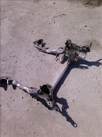 punte fata goala Audi Q5, an 2010